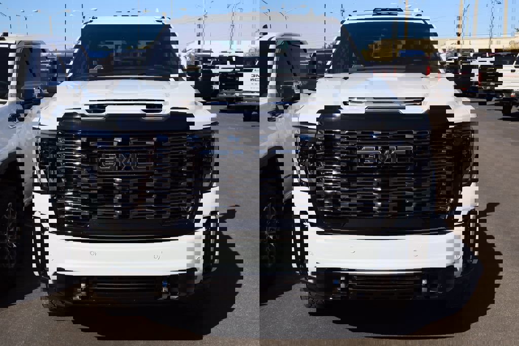 New 2026 GMC Sierra 3500 Denali Ultimate image 2