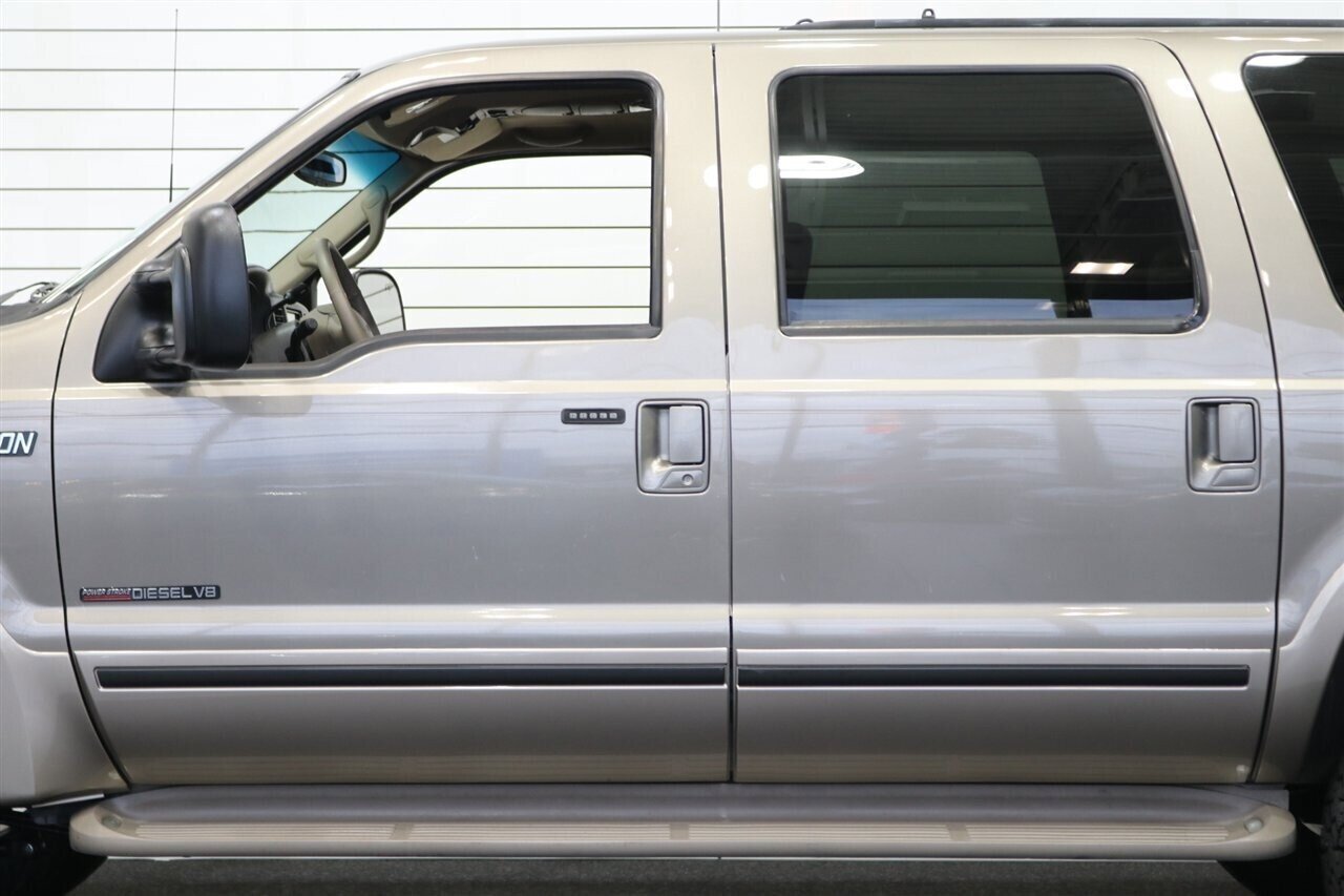 Used 2002 Ford Excursion Limited image 48