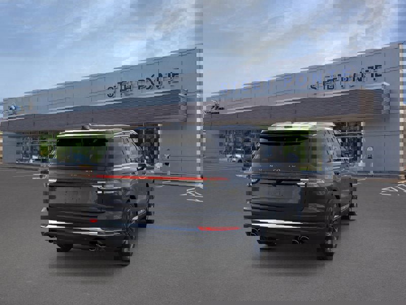 New 2026 Lincoln Aviator Reserve w/ Luxury Package image 8