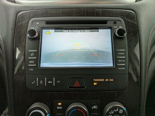 Used 2017 Chevrolet Traverse LT image 5