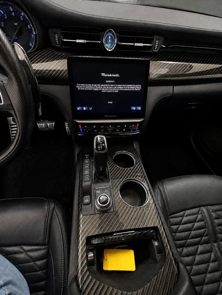 Used 2021 Maserati Quattroporte Trofeo RWD image 7