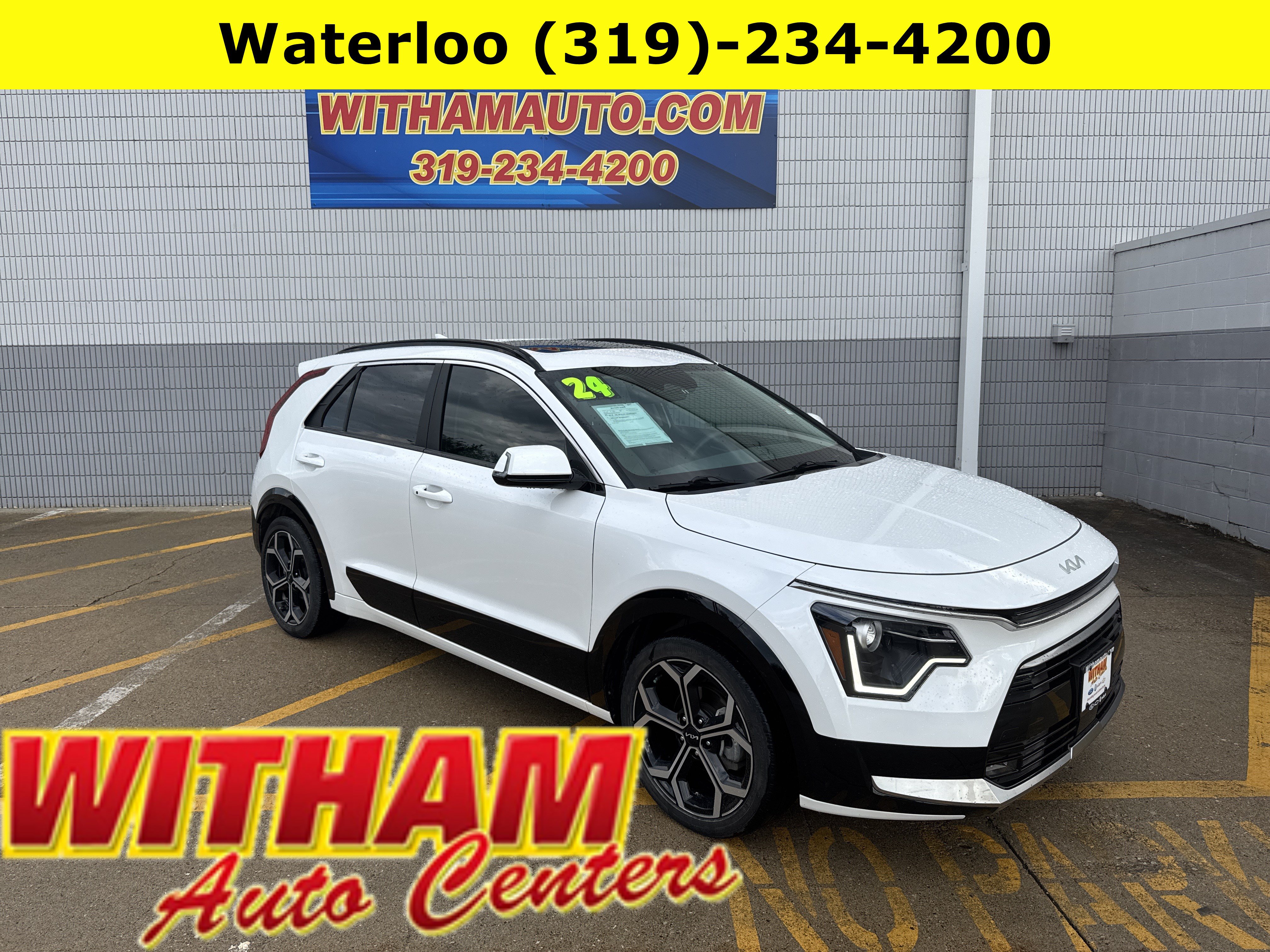 Used 2024 Kia Niro EX Touring