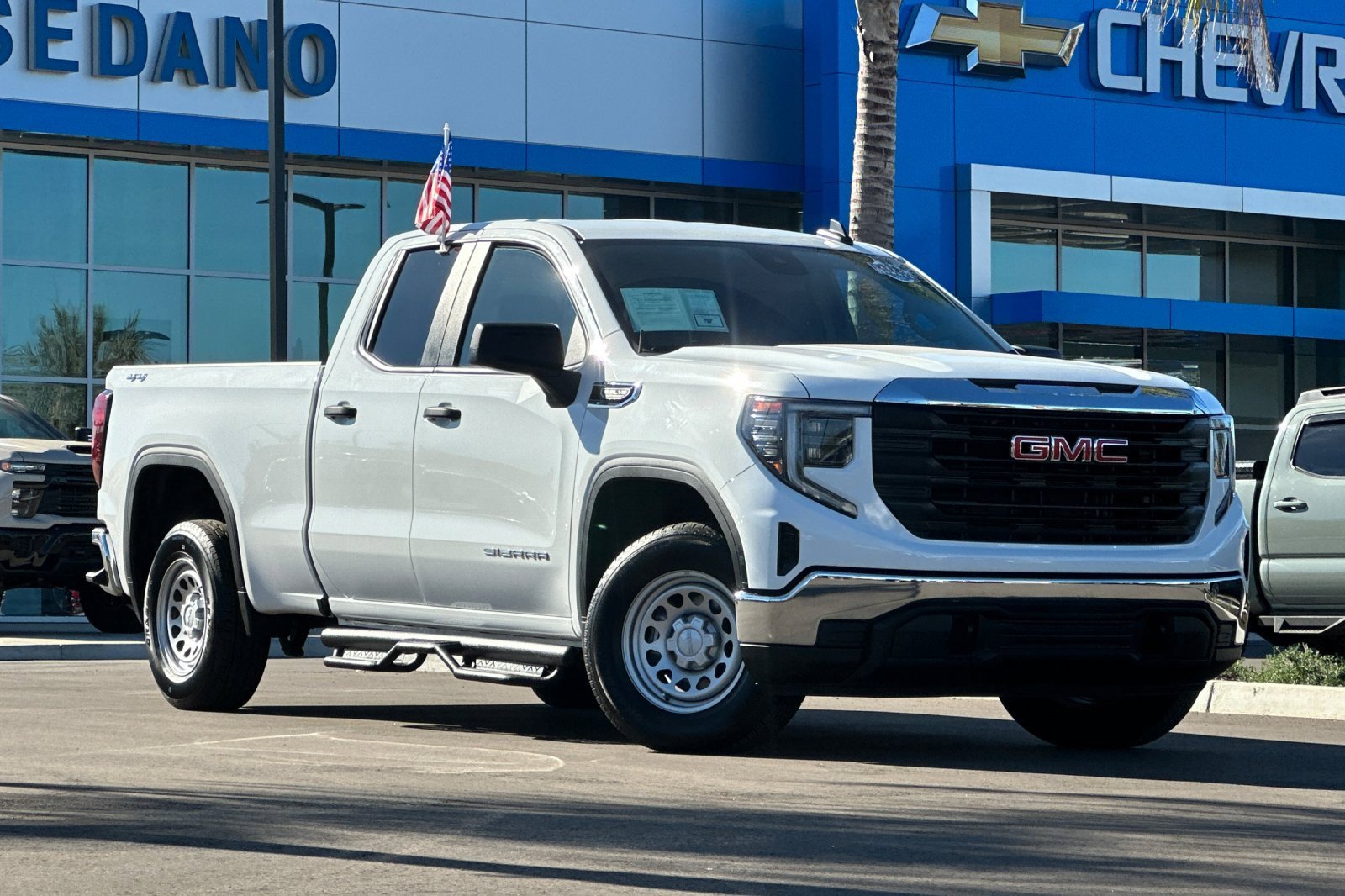 Used 2024 GMC Sierra 1500 Pro image 2