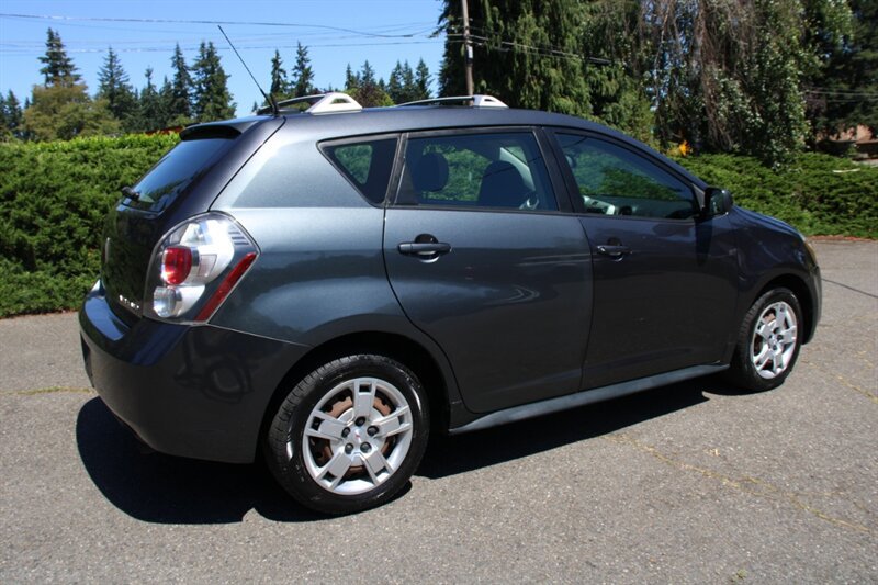 Used 2009 Pontiac Vibe AWD w/ Sun And Sound Package image 3