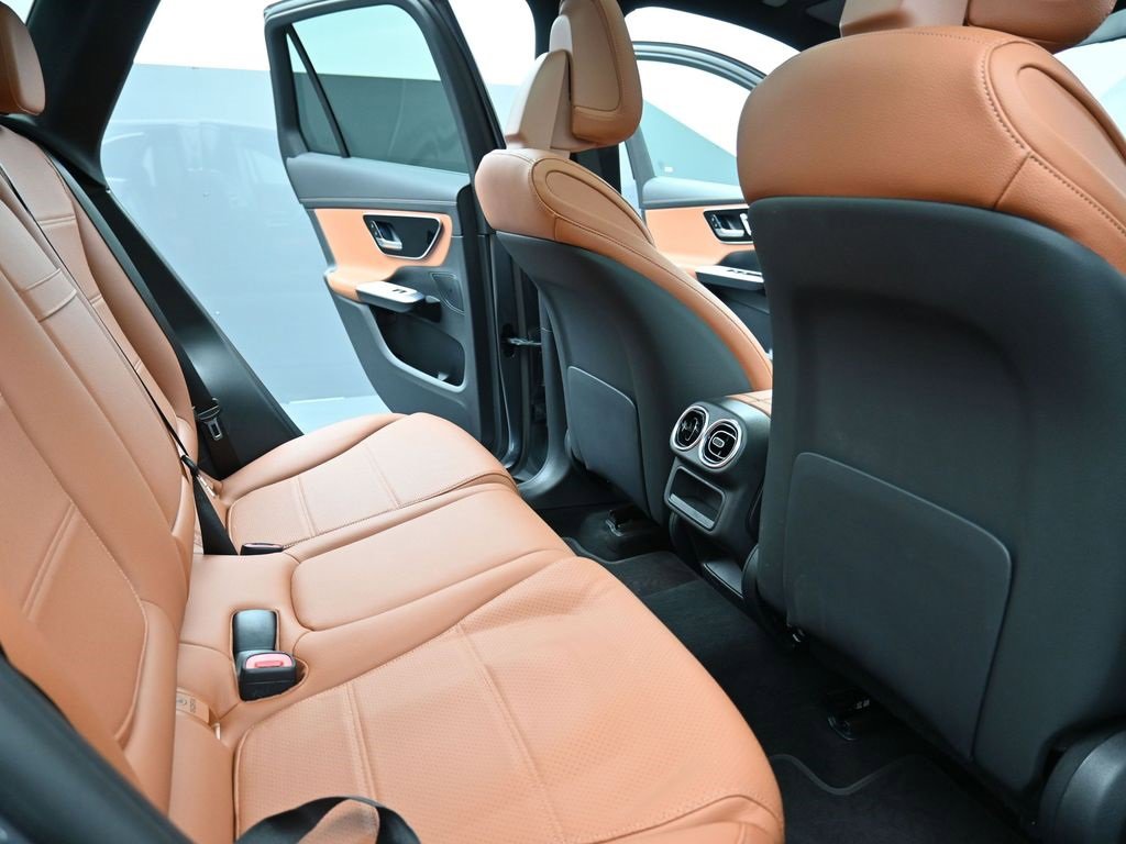 Used 2023 Mercedes-Benz GLC 300 4MATIC image 18