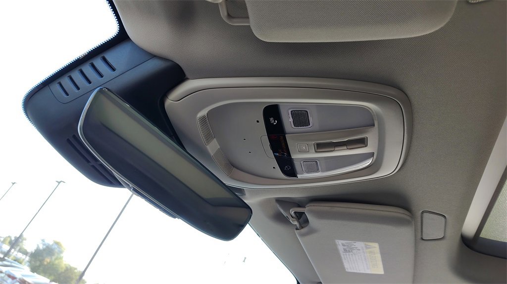 New 2026 Volvo XC90 B6 Ultra image 24