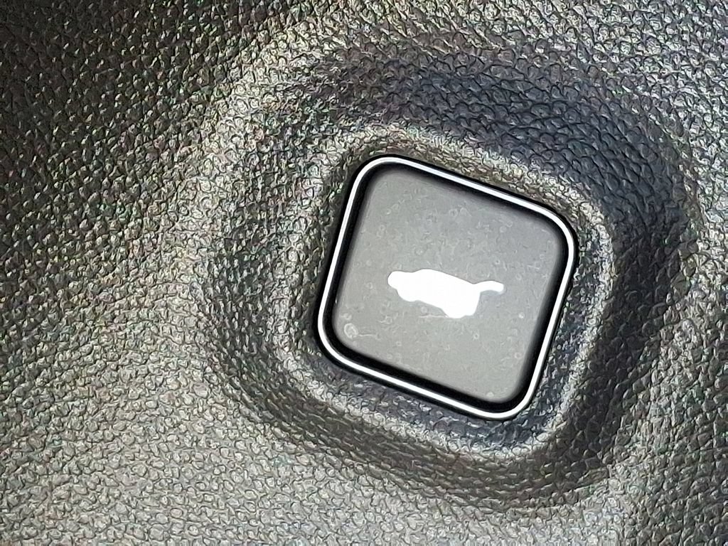 Certified 2024 Acura MDX SH-AWD w/ Technology Package image 28