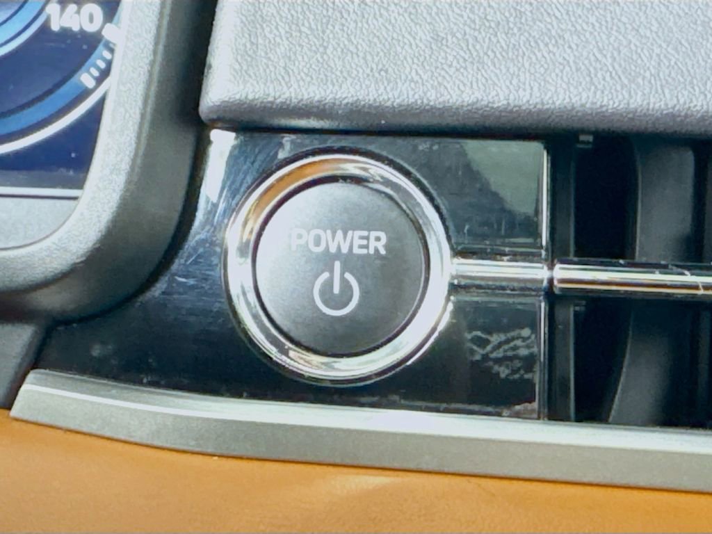 Used 2023 Mitsubishi Outlander SEL image 27