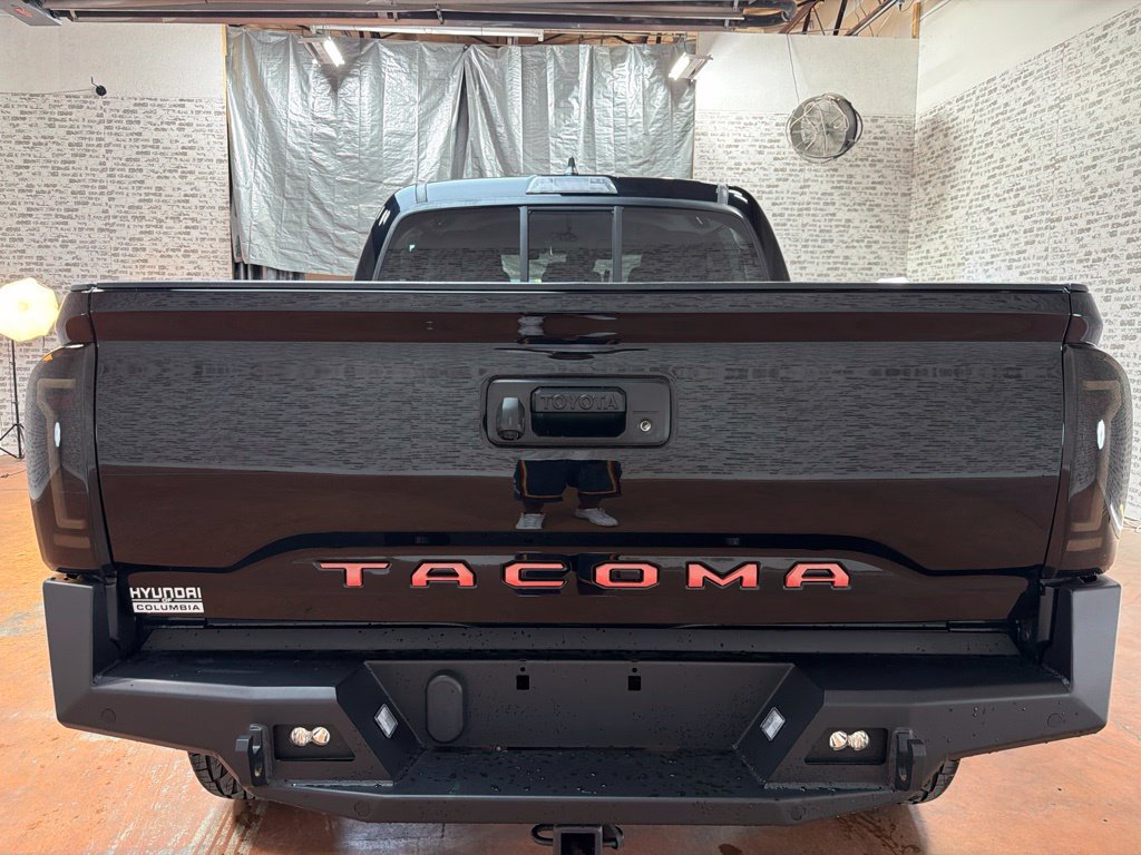 Used 2021 Toyota Tacoma SR5 w/ SR5 Appearance Package (SM) RWD image 6