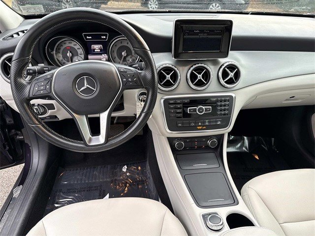 Used 2015 Mercedes-Benz GLA 250 4MATIC image 17