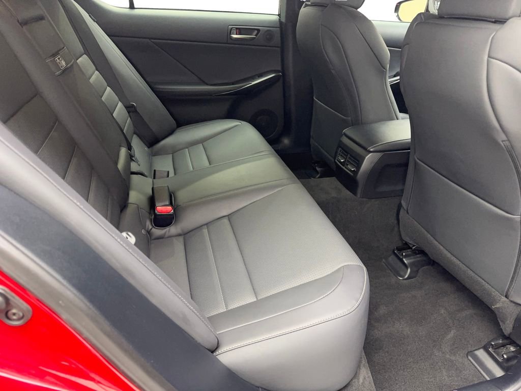 Used 2024 Lexus IS 500 image 39