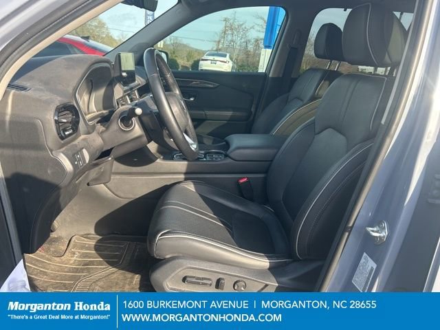 Used 2024 Honda Pilot Elite image 12