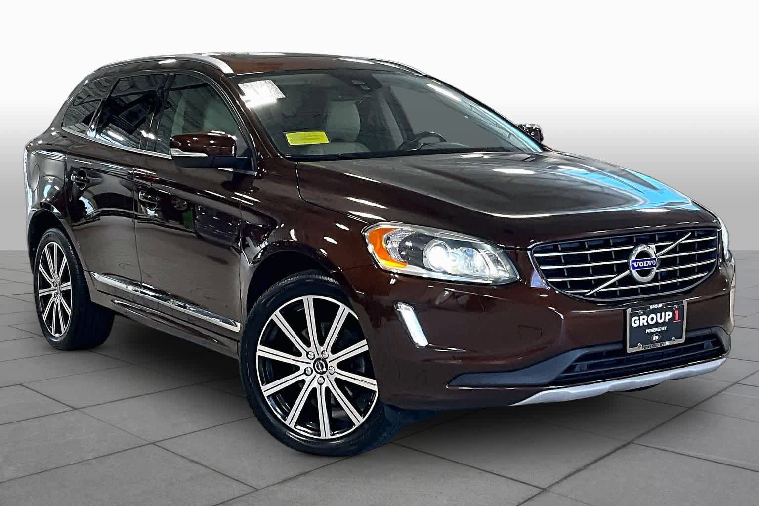 Used 2017 Volvo XC60 T6 Inscription w/ Climate Package AWD/4WD image 3