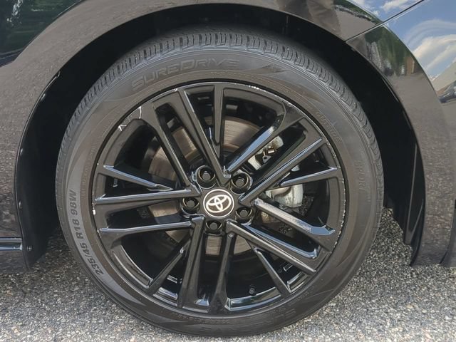 Used 2025 Toyota Camry SE FWD image 10
