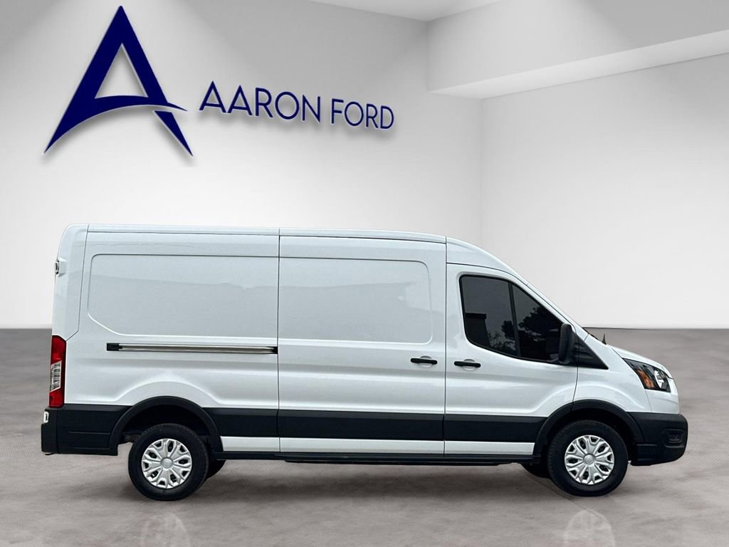 Used 2023 Ford E-Transit Medium Roof image 7