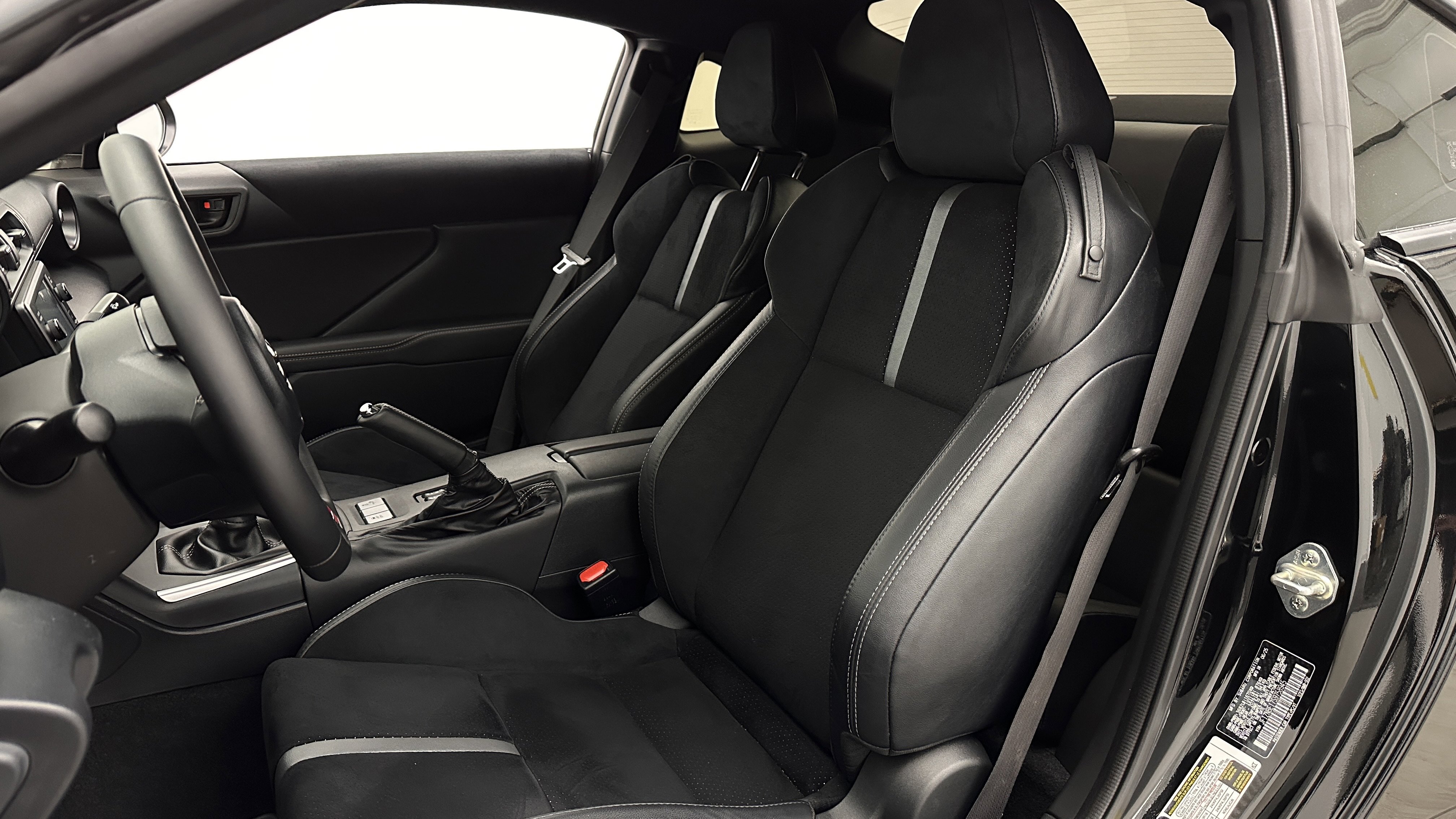 Used 2025 Toyota GR86 Premium image 14