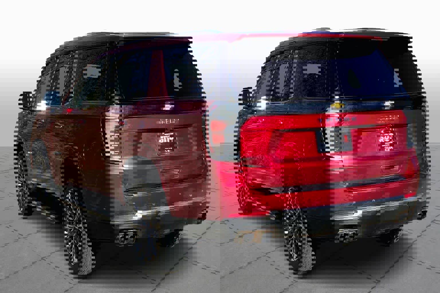 Certified 2025 Chevrolet Tahoe High Country w/ Sun And Tow Package image 11