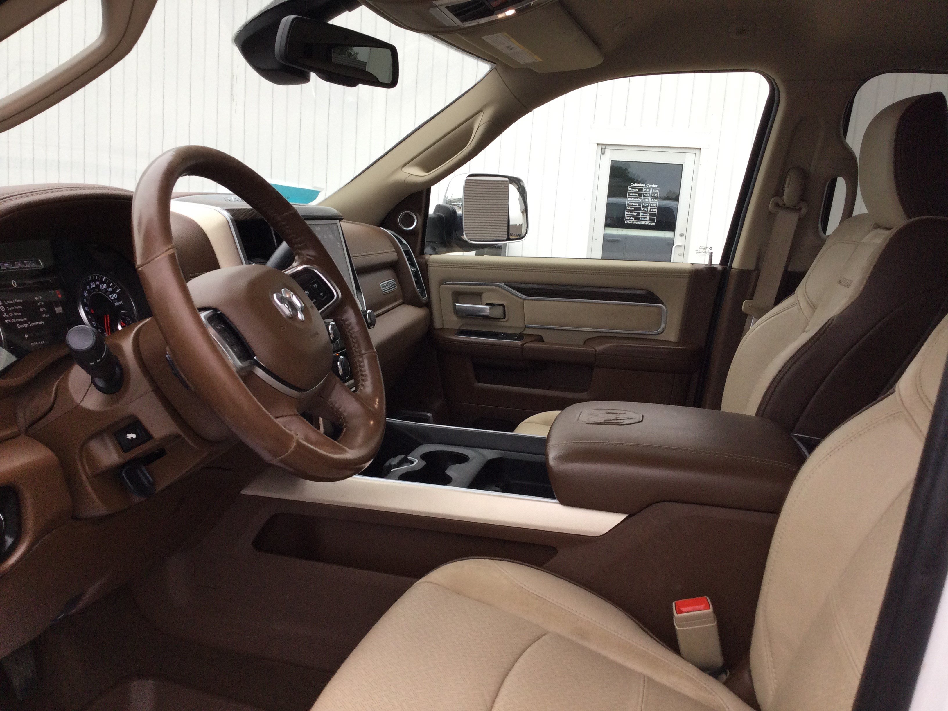 Used 2019 RAM 3500 Laramie AWD/4WD image 10