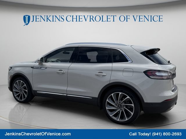 Used 2023 Lincoln Nautilus Reserve w/ Equipment Group 202A AWD/4WD image 8