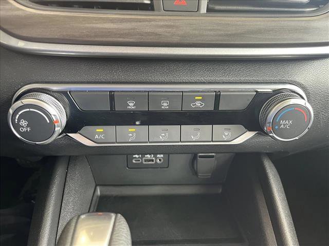 Used 2025 Nissan Altima 2.5 SV FWD image 18