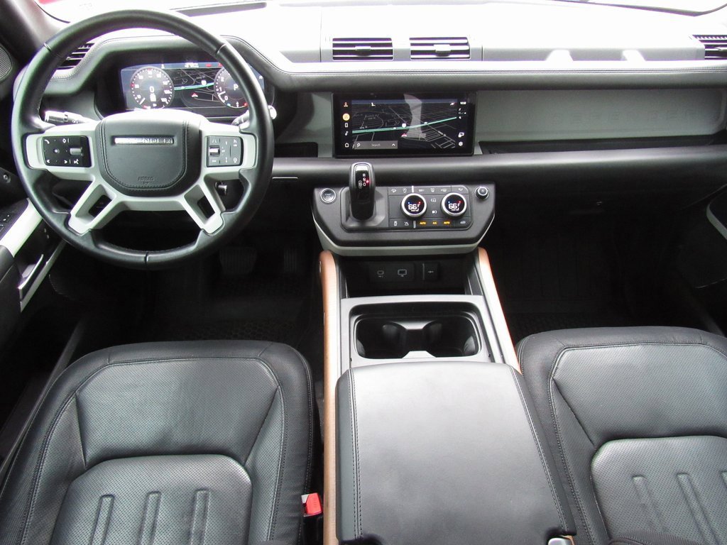 Used 2022 Land Rover Defender 110 X-Dynamic HSE image 32