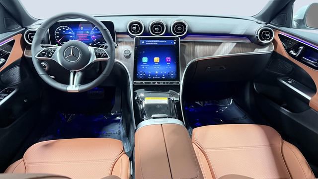 Used 2025 Mercedes-Benz C 300 4MATIC Sedan image 6