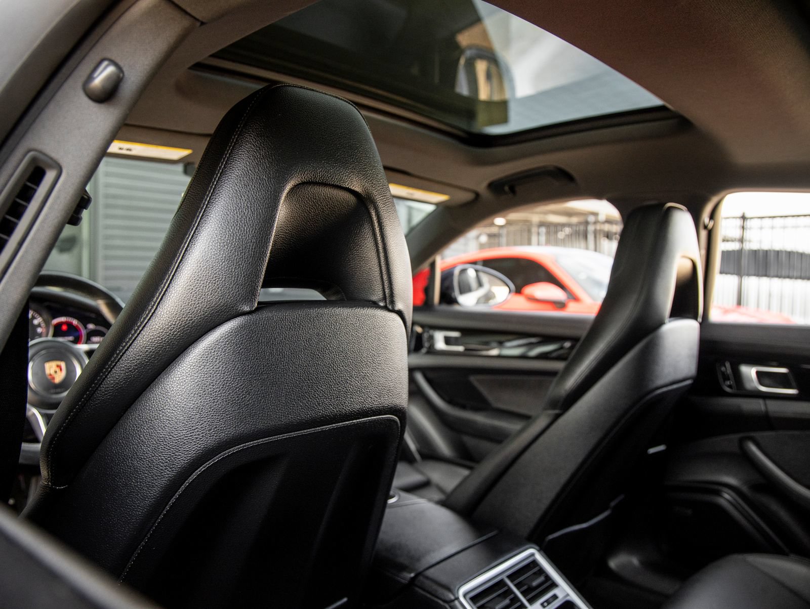 Certified 2018 Porsche Panamera 4 AWD/4WD image 26