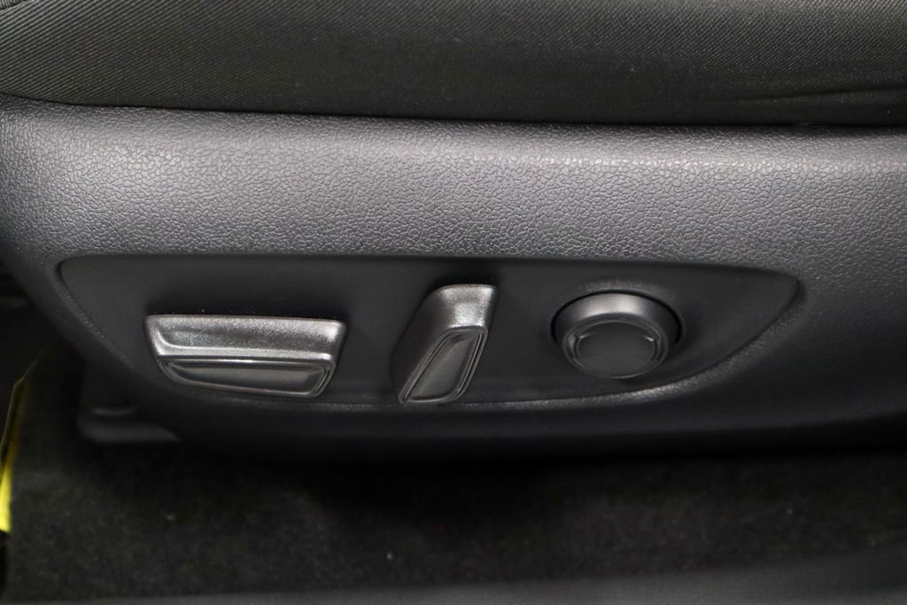 Used 2023 Toyota RAV4 XLE w/ Convenience Package image 25