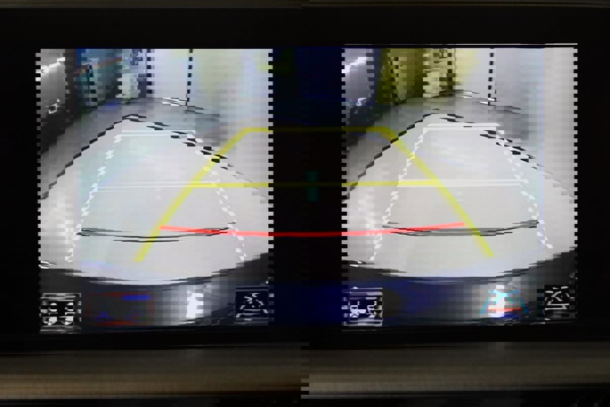 Used 2021 Lexus ES 250 w/ Premium Package image 12