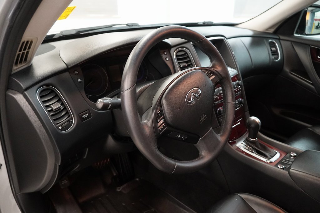 Used 2015 INFINITI QX50 AWD image 8