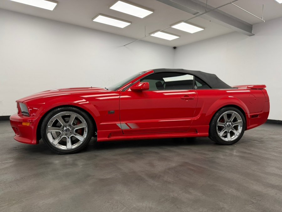 Used 2005 Ford Mustang GT Premium RWD image 6