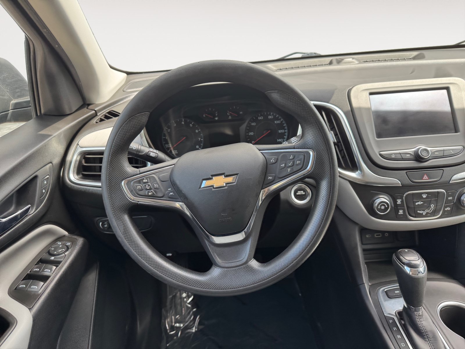 Used 2021 Chevrolet Equinox LS AWD/4WD image 12