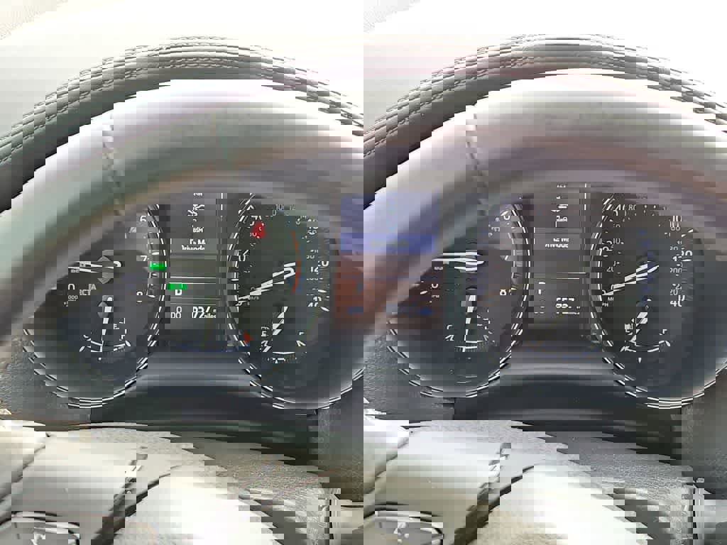 Used 2019 Toyota C-HR XLE image 37