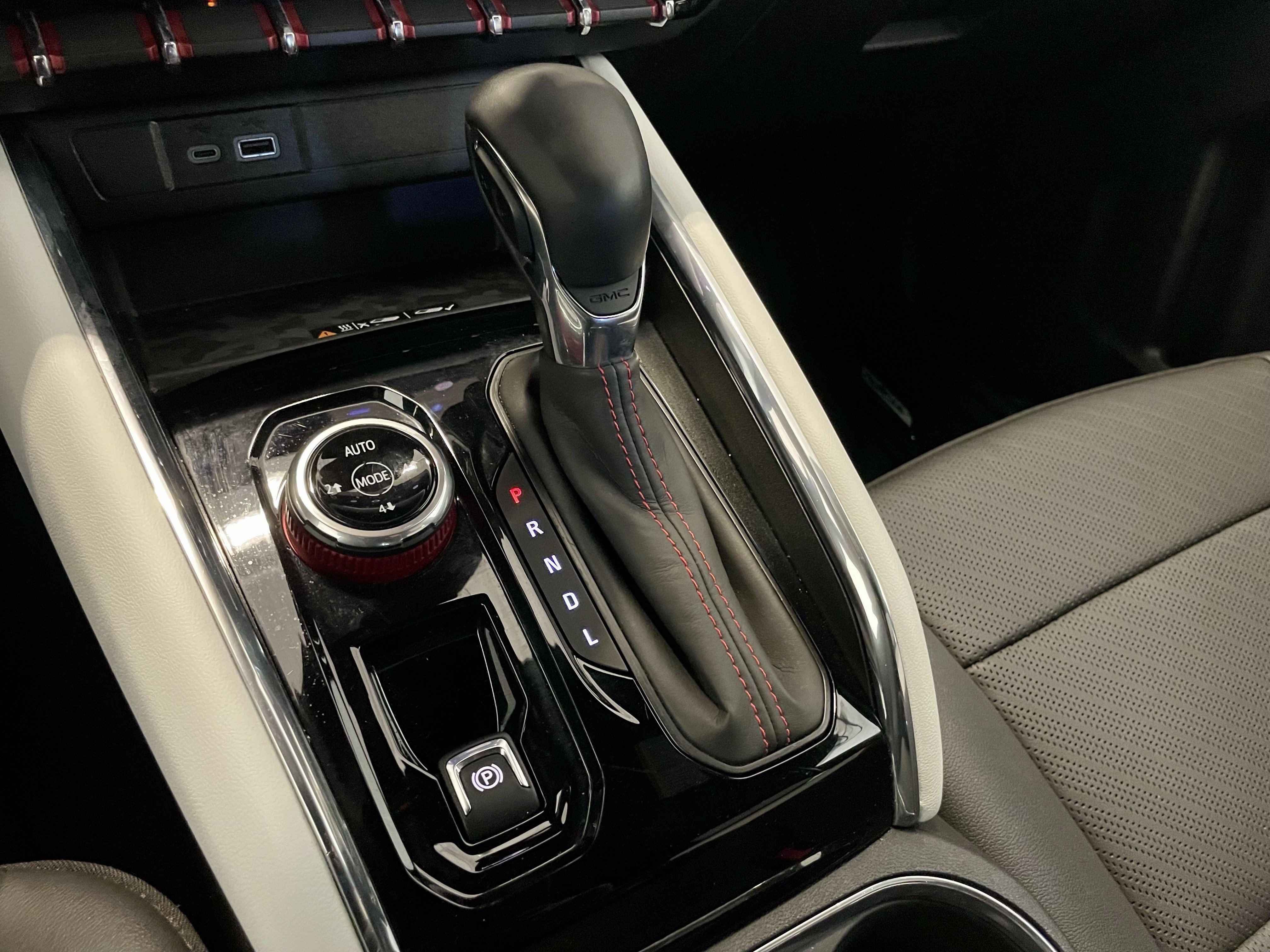 Used 2024 GMC Canyon AT4X AWD/4WD image 20