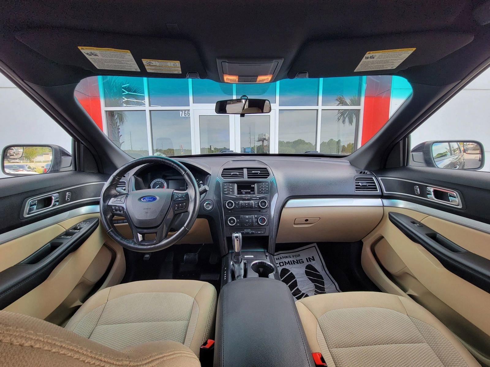 Used 2016 Ford Explorer XLT AWD/4WD image 9