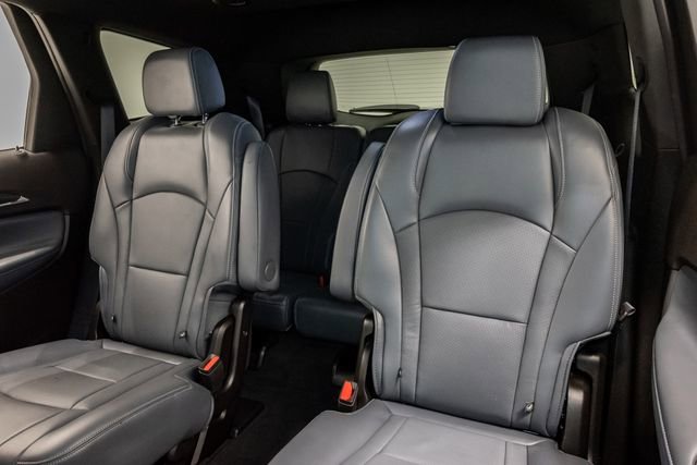 Used 2024 Buick Enclave Essence w/ Experience Buick Package image 27