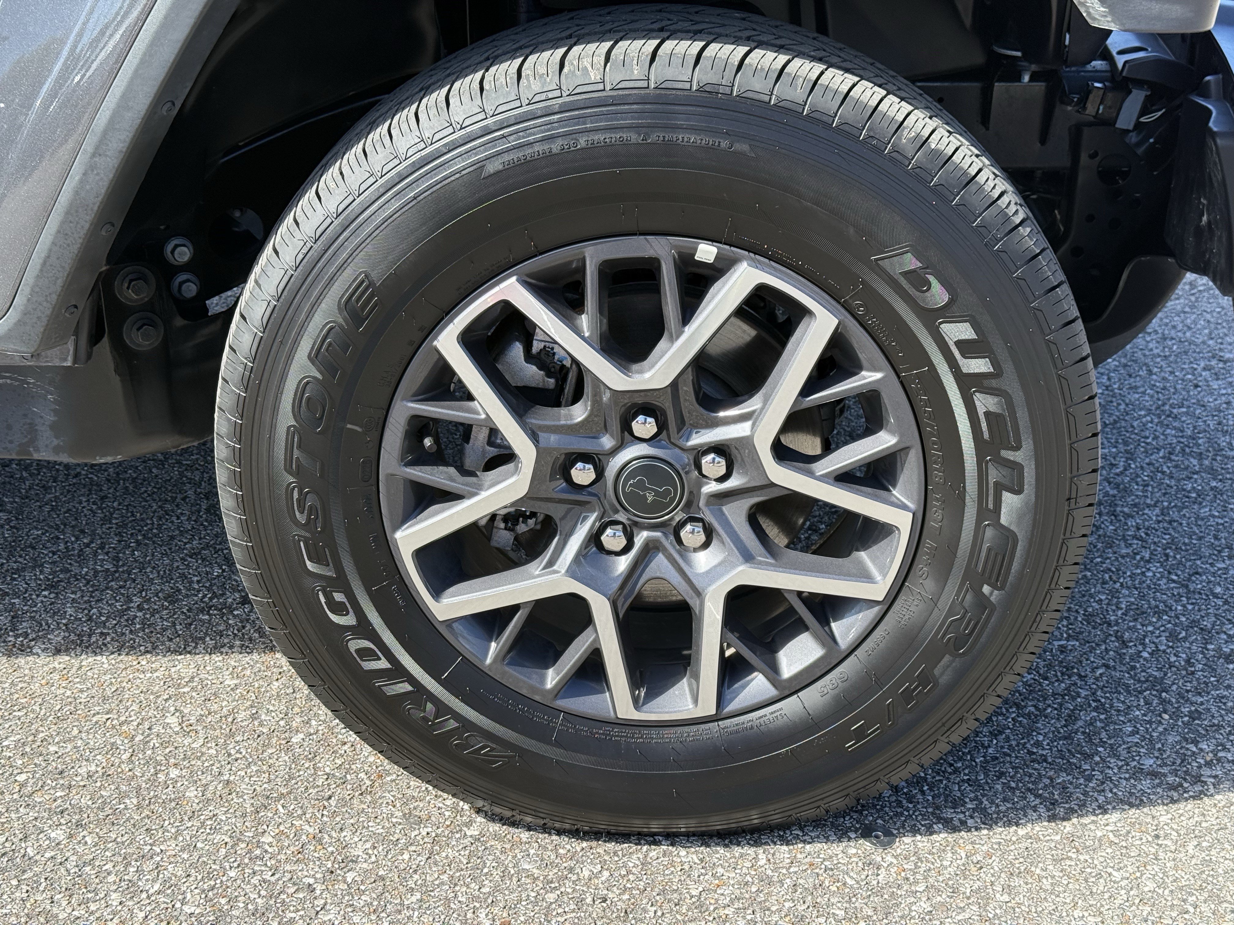 Used 2026 Jeep Wrangler Unlimited Sahara AWD/4WD image 13