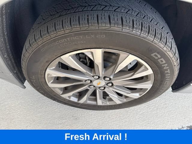 Used 2023 Chevrolet Traverse Premier FWD image 22