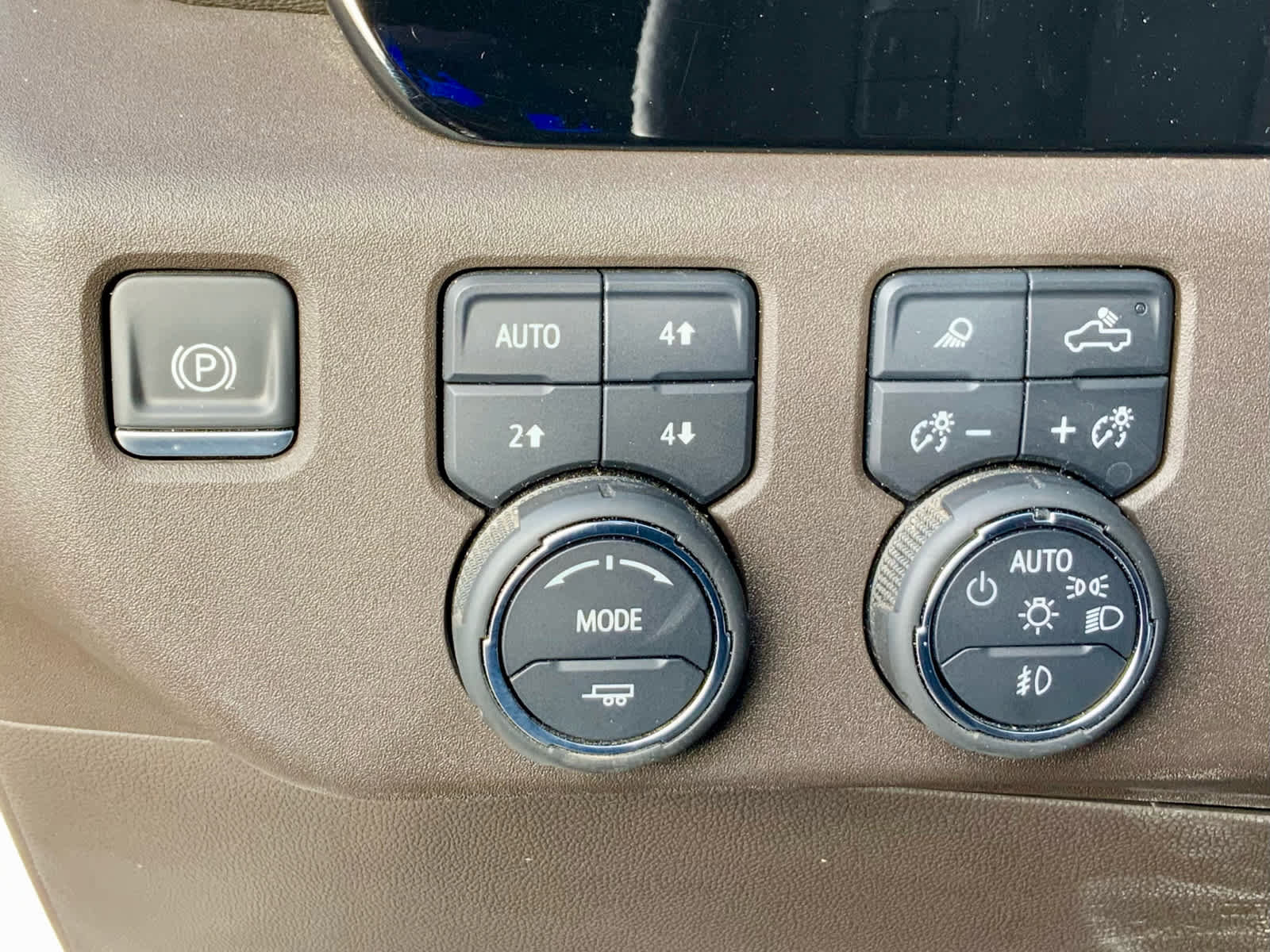 Used 2022 Chevrolet Silverado 1500 LTZ w/ LTZ Convenience Package II image 52