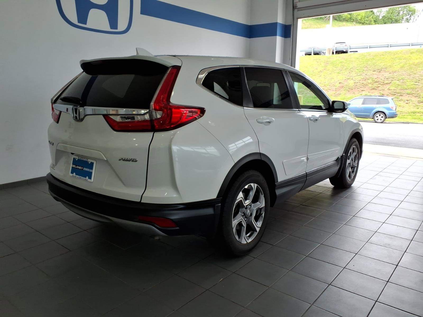 Certified 2019 Honda CR-V EX-L image 5