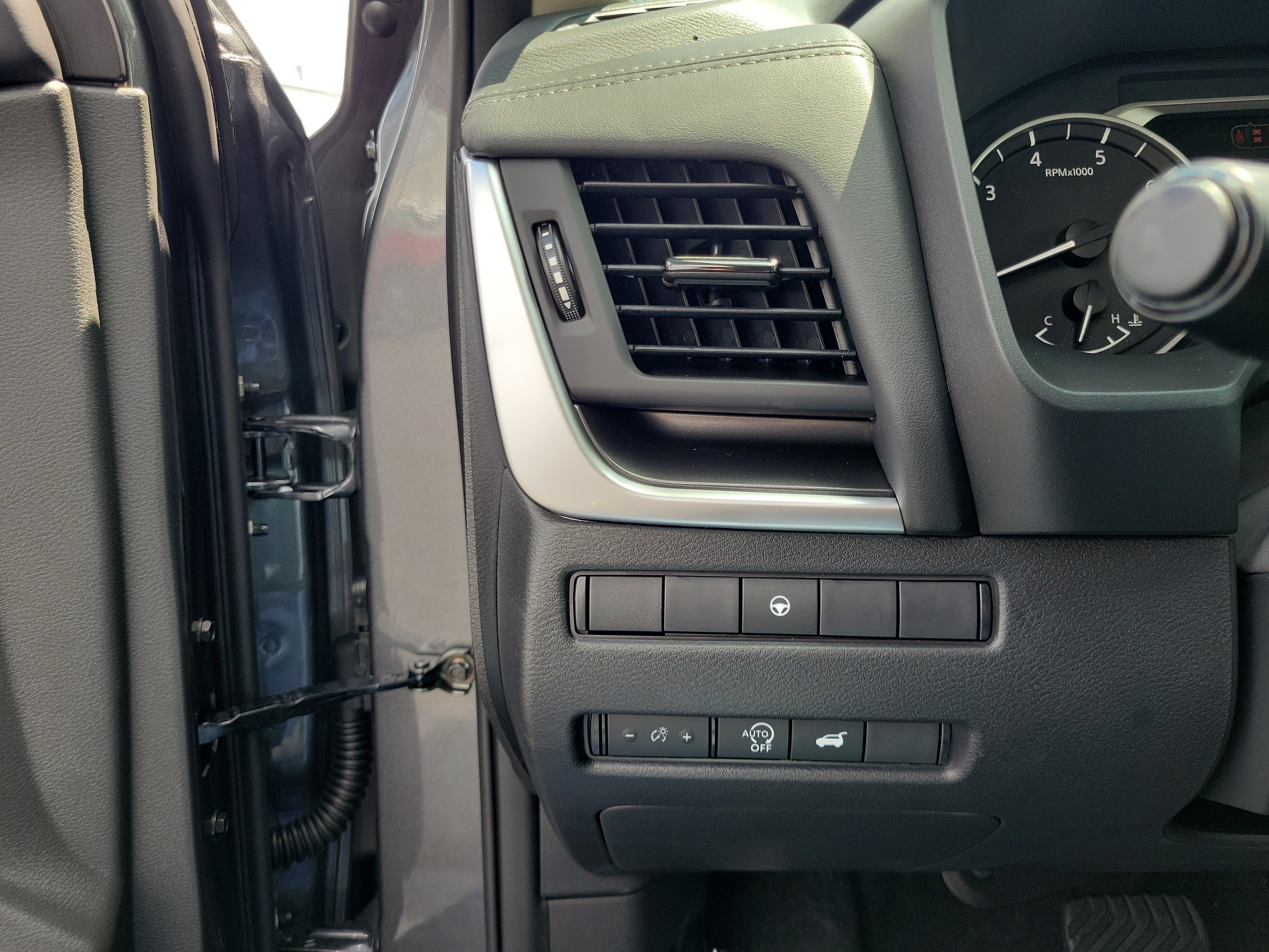 New 2026 Nissan Rogue Dark Armor AWD/4WD image 20