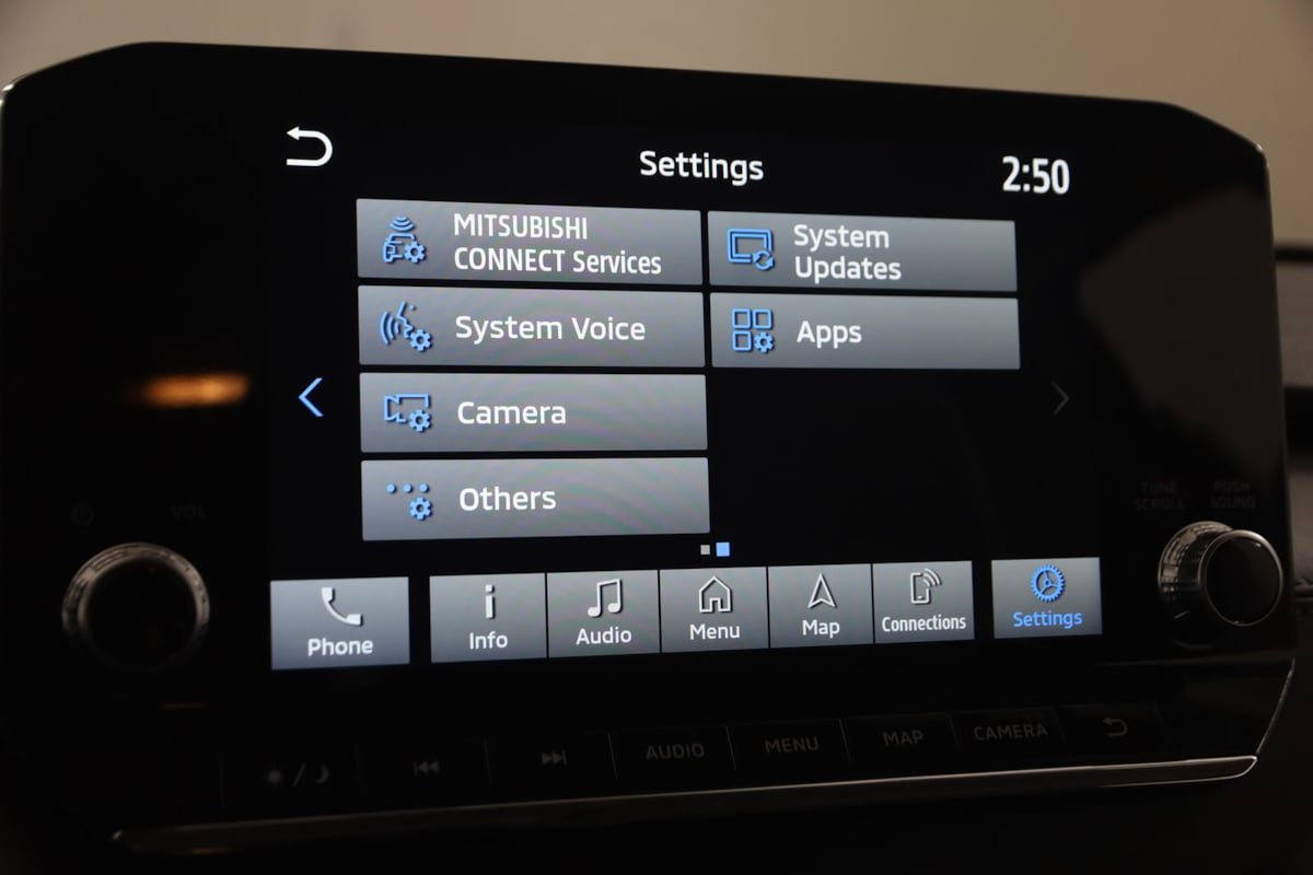 Used 2024 Mitsubishi Outlander Ralliart AWD/4WD image 32