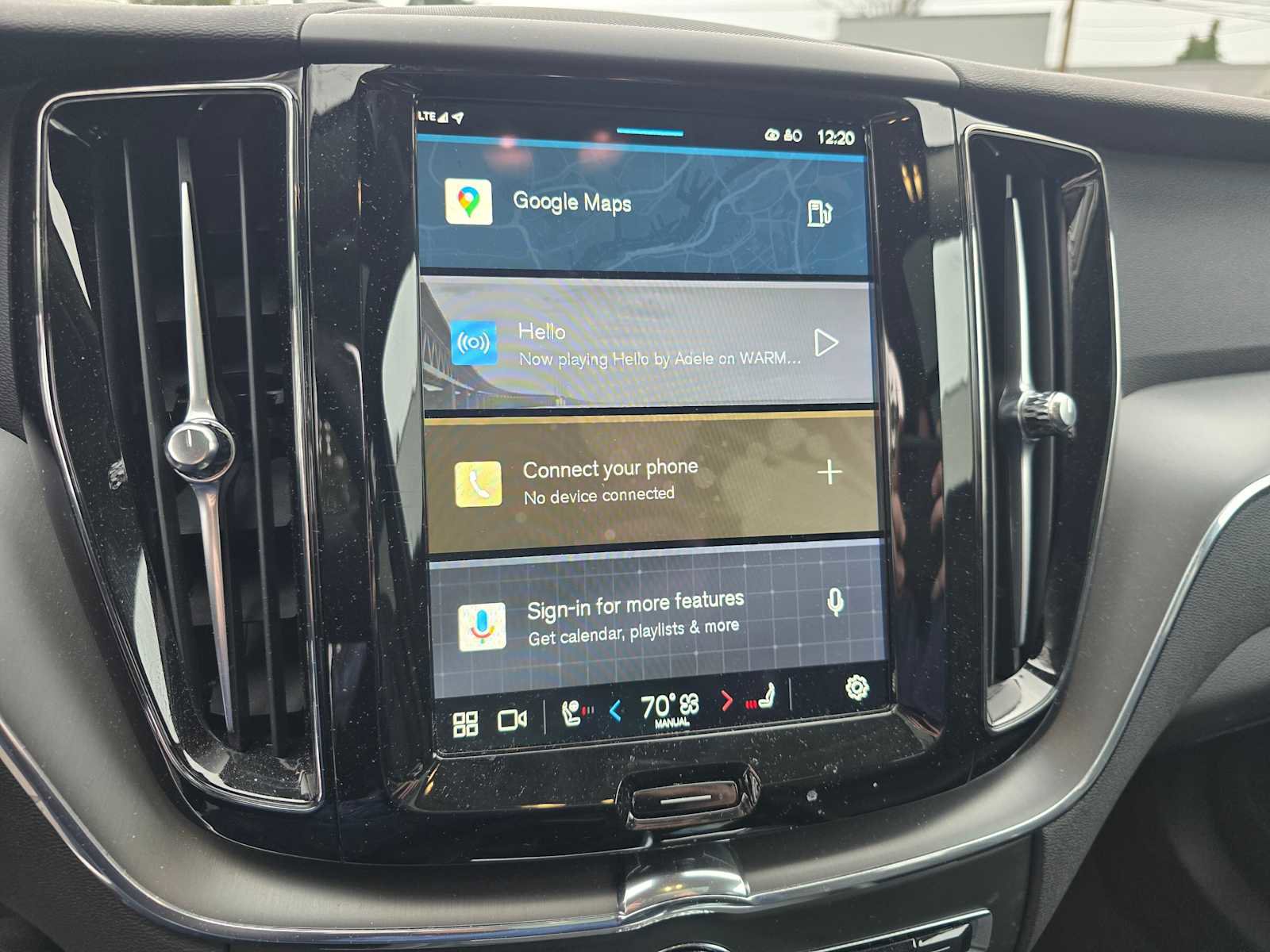 Certified 2025 Volvo XC60 B5 Core w/ Protection Package Premier image 25