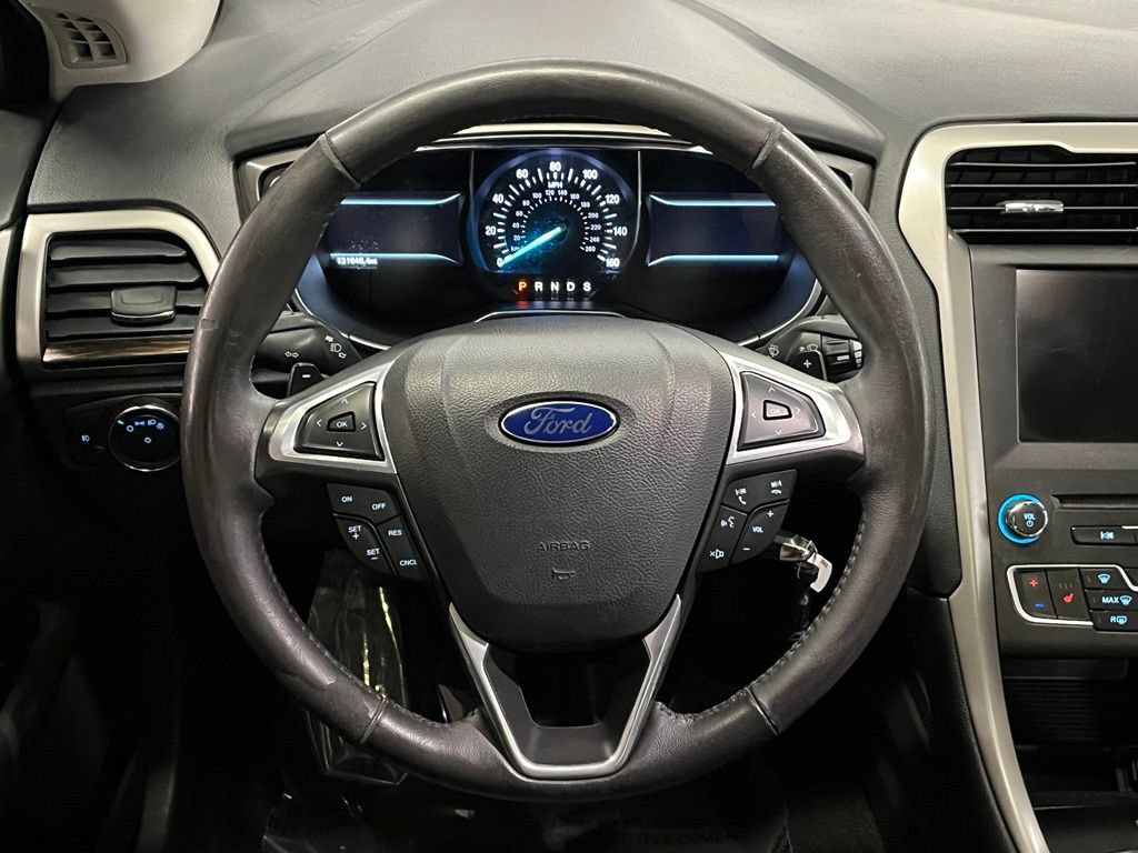 Used 2016 Ford Fusion SE w/ Equipment Group 202A FWD image 7