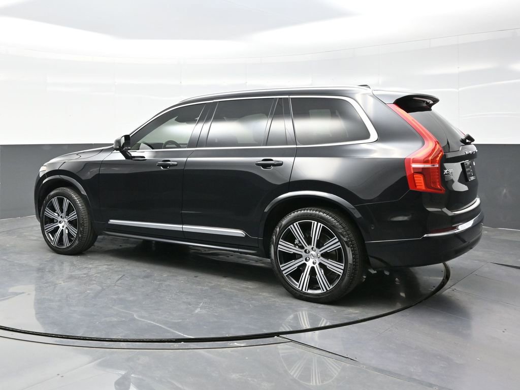 Used 2023 Volvo XC90 B6 Ultimate w/ Lounge Package image 4