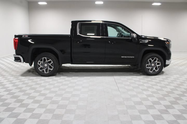 New 2026 GMC Sierra 1500 SLE AWD/4WD image 12