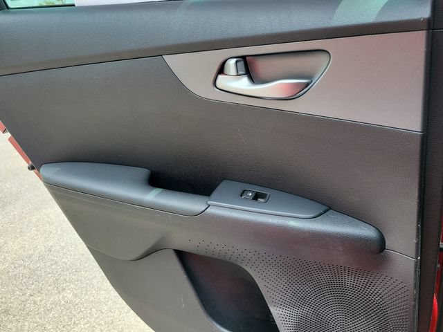 Used 2019 Kia Forte LXS FWD image 13
