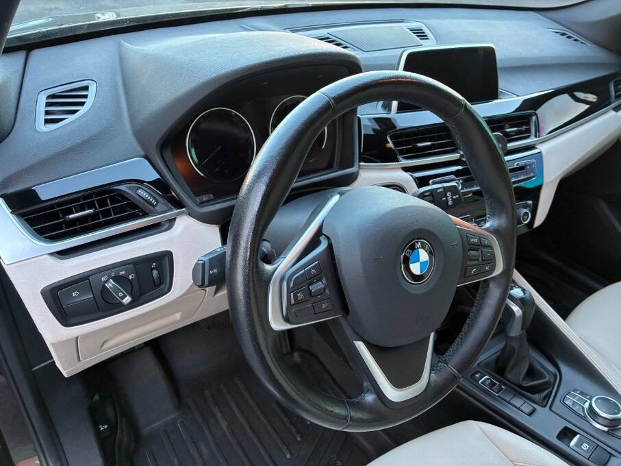Used 2018 BMW X1 sDrive28i image 18