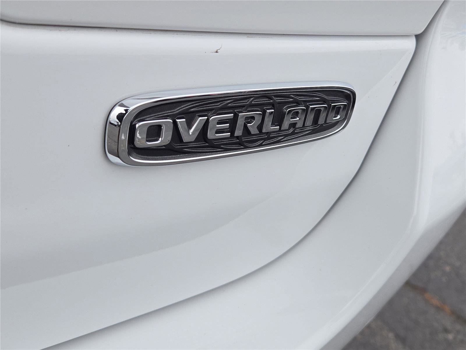 Used 2022 Jeep Grand Cherokee Overland w/ Luxury Tech Group IV image 33