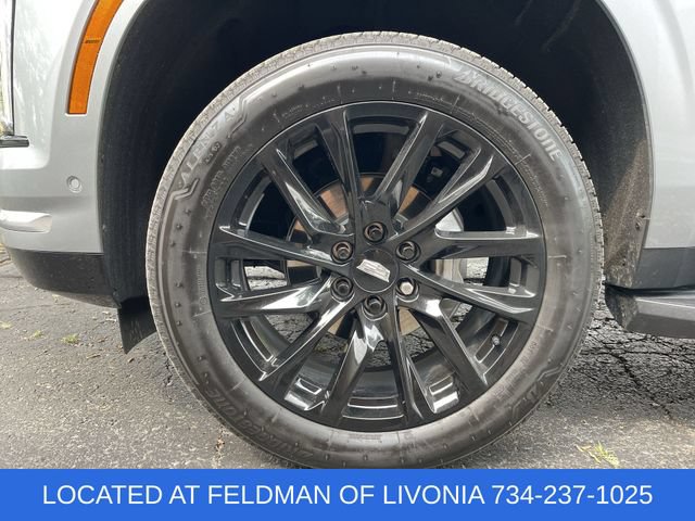 Certified 2025 Cadillac Escalade Luxury w/ LPO, Floor Liner Package AWD/4WD image 33